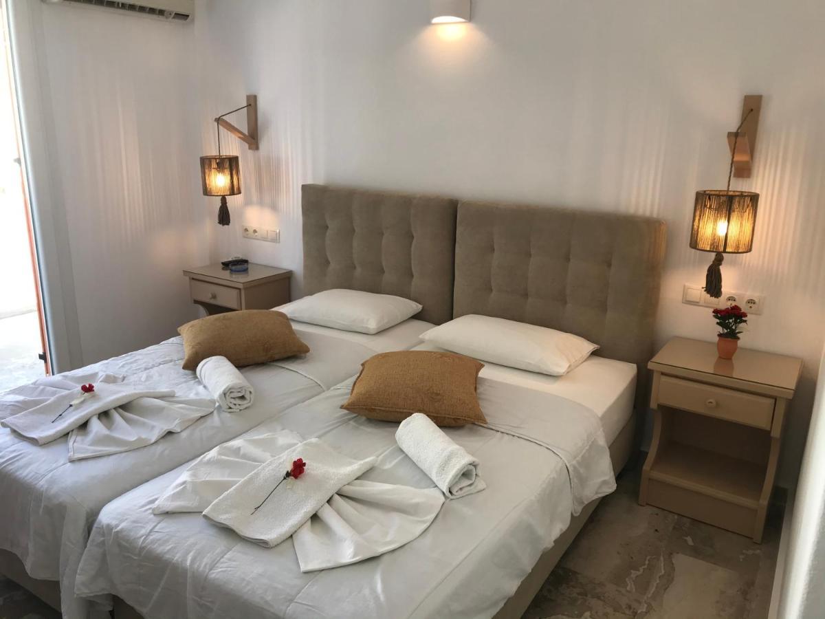 Vassiliki Rooms Páros Buitenkant foto