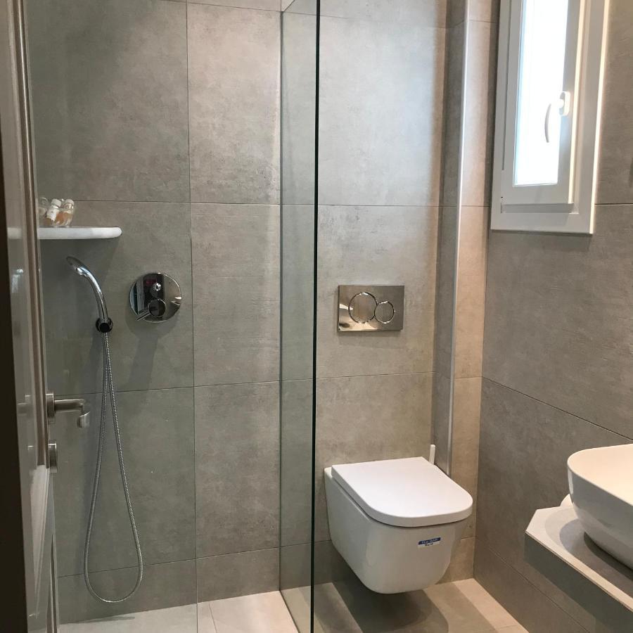 Vassiliki Rooms Páros Buitenkant foto