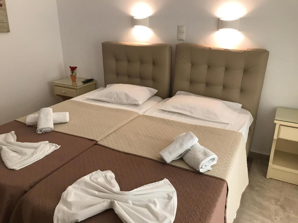 Vassiliki Rooms Páros Buitenkant foto