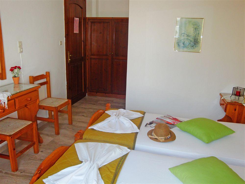 Vassiliki Rooms Páros Buitenkant foto