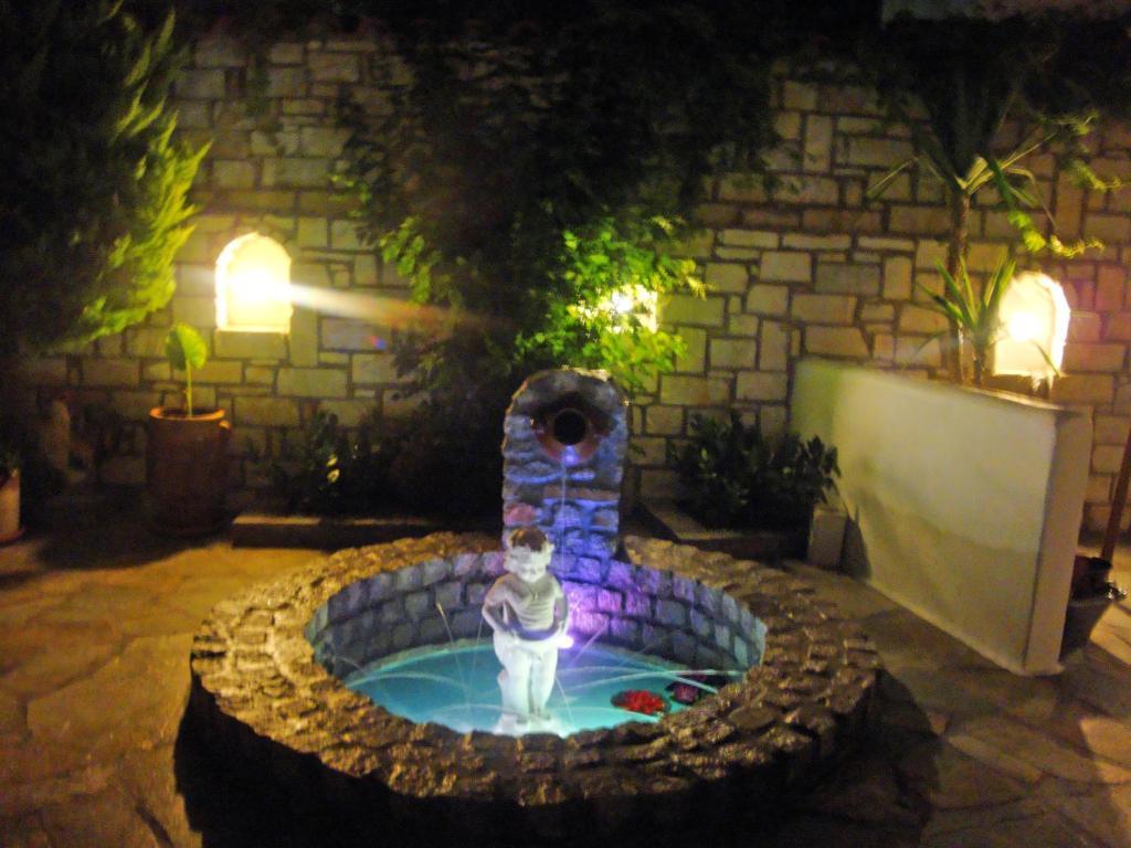 Vassiliki Rooms Páros Buitenkant foto